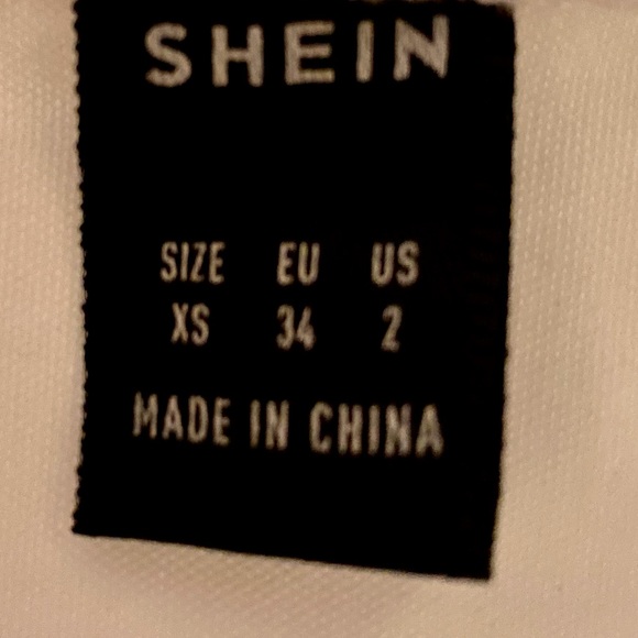 SHEIN SXY Sweetheart Neck Lantern Sleeve Crop Top - Picture 2 of 3